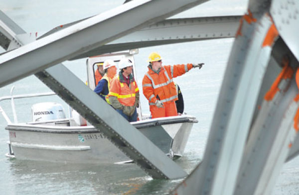 NTSB inspection by boat